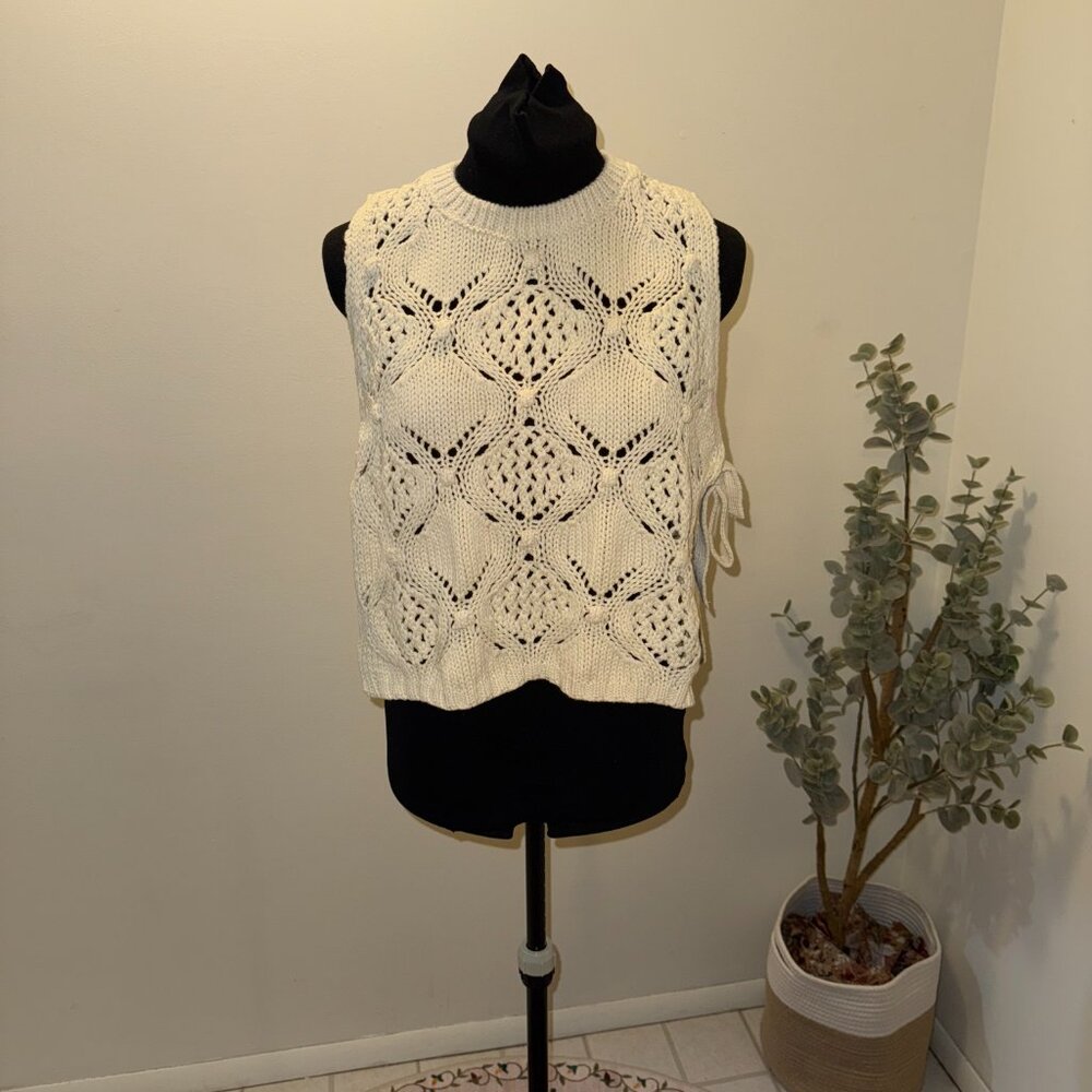 NWT - Cream Color Knit Vest with Side Ties – Size Large